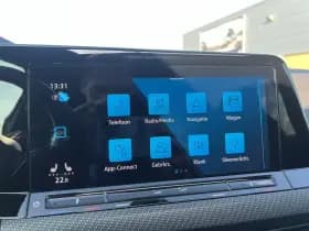 Volkswagen Golf 1.5 TSI eHybrid R-Line thumbnail 13
