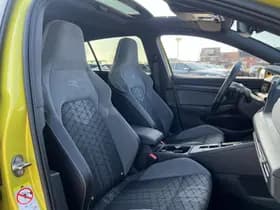 Volkswagen Golf 1.5 TSI eHybrid R-Line thumbnail 5