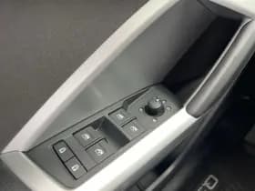 Audi Q3 45 TFSI e S-Line thumbnail 24