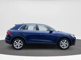 Audi Q3 45 TFSI e S-Line thumbnail 5