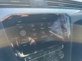 Volkswagen Passat Variant 1.5 TSI 150 pk Automaat thumbnail 16