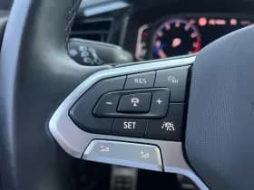 Volkswagen T-Roc 1.5 TSI R-Line Business thumbnail 16