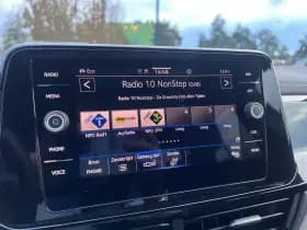 Volkswagen T-Roc 1.5 TSI R-Line Business thumbnail 29