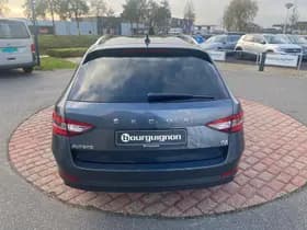 Skoda Superb Combi 1.4 TSI iV Business Edition Plus thumbnail 15