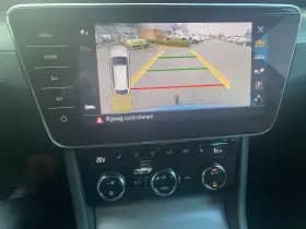 Skoda Superb Combi 1.4 TSI iV Business Edition Plus thumbnail 27