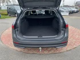 Volkswagen Passat Variant 1.5 eHybrid Business thumbnail 11