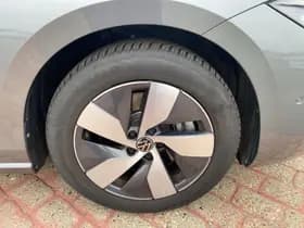 Volkswagen Passat Variant 1.5 eHybrid Business thumbnail 13