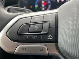 Volkswagen Passat Variant 1.5 eHybrid Business thumbnail 18