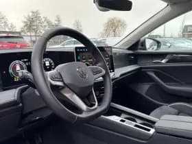 Volkswagen Passat Variant 1.5 eHybrid Business thumbnail 10