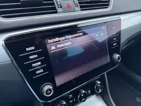 Skoda Superb Combi 1.4 TSI iV Business Edition thumbnail 23