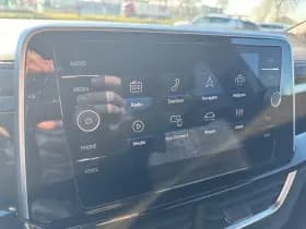 Volkswagen T-Roc 1.5 TSI R-Line thumbnail 17