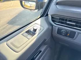 Volkswagen E-Transporter Caravelle 32 L2H1 Style 64 kWh thumbnail 29