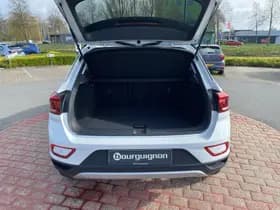 Volkswagen T-Roc thumbnail 13
