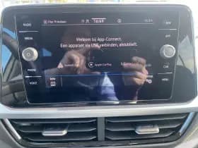 Volkswagen T-Roc thumbnail 19