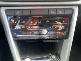 Volkswagen T-Roc thumbnail 22