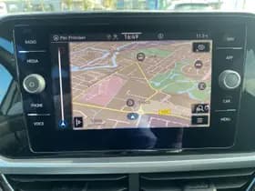 Volkswagen T-Roc thumbnail 23