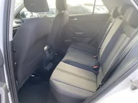 Volkswagen T-Roc thumbnail 8