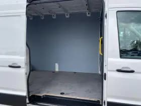 Volkswagen Crafter 35 2.0 TDI L4H3 thumbnail 14