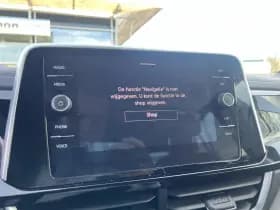 Volkswagen T-Roc thumbnail 22