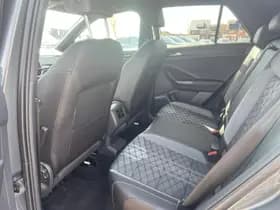 Volkswagen T-Roc thumbnail 9