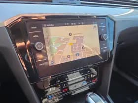 Volkswagen Passat thumbnail 12