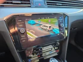 Volkswagen Passat thumbnail 18