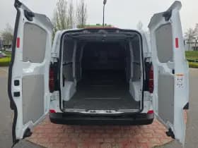 Volkswagen Transporter thumbnail 9