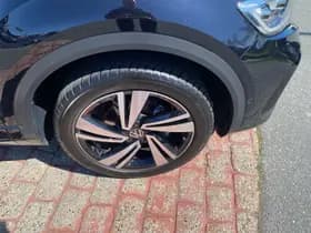 Volkswagen T-Roc thumbnail 12