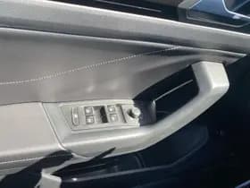 Volkswagen T-Roc thumbnail 16