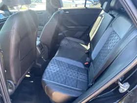 Volkswagen T-Roc thumbnail 9