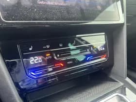 Volkswagen Passat thumbnail 11