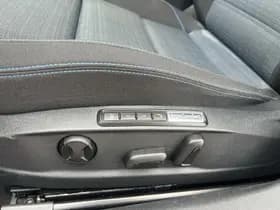 Volkswagen Passat thumbnail 7