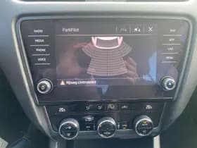 Skoda Octavia Combi 1.0 TSI Greentech Ambition Business thumbnail 22