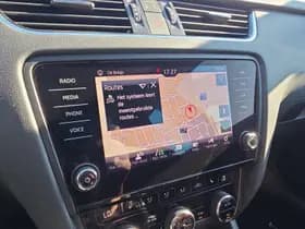 Skoda Octavia Combi 1.4 TSI Greentech Ambition Business thumbnail 5