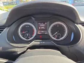 Skoda Octavia Combi 1.4 TSI Greentech Ambition Business thumbnail 6