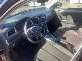 Volkswagen T-Roc 1.5 TSI Style Business thumbnail 2