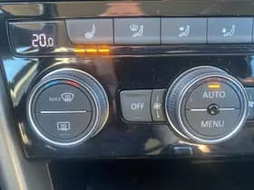 Volkswagen T-Roc 1.5 TSI Style Business thumbnail 25