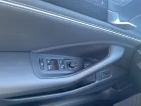 Volkswagen Passat thumbnail 16