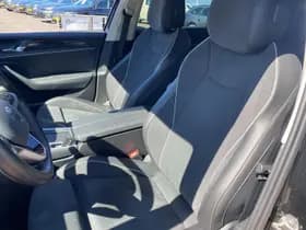 Volkswagen Passat thumbnail 19