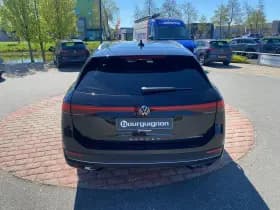Volkswagen Passat thumbnail 25