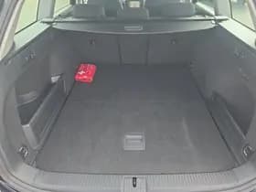 Volkswagen Passat thumbnail 18