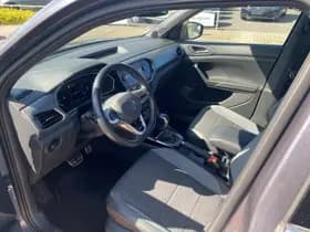 Volkswagen T-Cross thumbnail 2