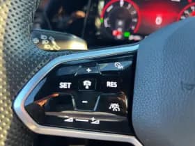 Volkswagen Golf thumbnail 7