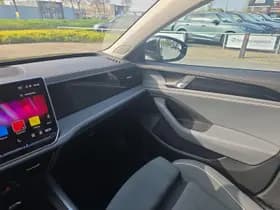 Volkswagen Passat thumbnail 11