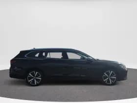 Volkswagen Passat thumbnail 12