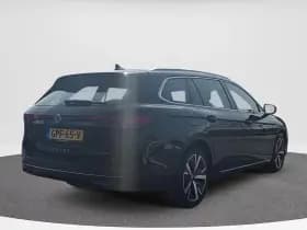 Volkswagen Passat thumbnail 4