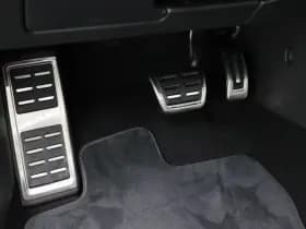 Volkswagen Passat R-Line Edition 1.5 eHybrid 204 PK thumbnail 24