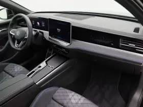 Volkswagen Passat R-Line Edition 1.5 eHybrid 204 PK thumbnail 44