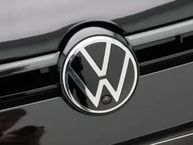 Volkswagen Passat R-Line Edition 1.5 eHybrid 204 PK thumbnail 9