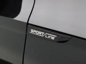 Škoda Octavia Combi Sportline Business 1.5 TSI 150 PK thumbnail 11